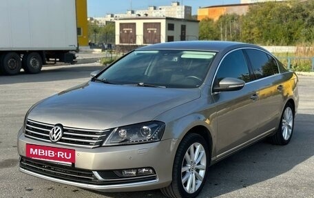 Volkswagen Passat B7, 2013 год, 1 025 000 рублей, 4 фотография