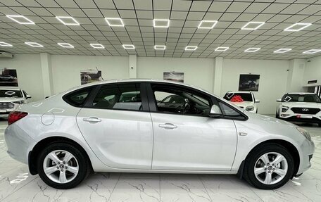 Opel Astra J, 2012 год, 1 059 000 рублей, 5 фотография