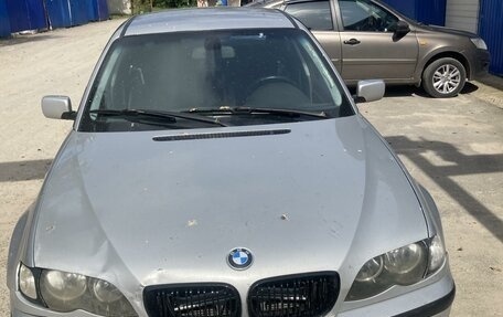 BMW 3 серия, 2003 год, 650 000 рублей, 1 фотография