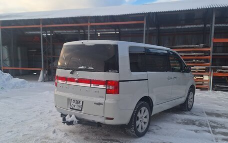 Mitsubishi Delica D:5 I, 2017 год, 2 950 000 рублей, 6 фотография