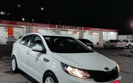 KIA Rio III рестайлинг, 2017 год, 820 000 рублей, 2 фотография