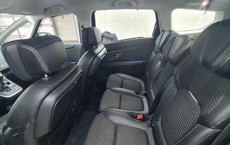 Renault Scenic IV, 2017 год, 2 200 000 рублей, 9 фотография