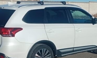 Mitsubishi Outlander III рестайлинг 3, 2019 год, 2 450 000 рублей, 5 фотография