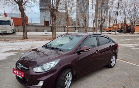 Hyundai Solaris II рестайлинг, 2011 год, 850 000 рублей, 12 фотография