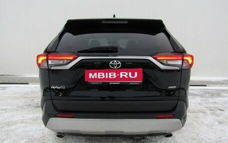 Toyota RAV4, 2021 год, 3 385 000 рублей, 7 фотография