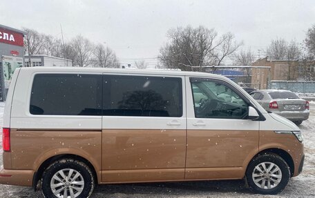 Volkswagen Caravelle T6 рестайлинг, 2021 год, 6 000 000 рублей, 5 фотография