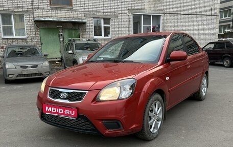 KIA Rio II, 2010 год, 600 000 рублей, 3 фотография