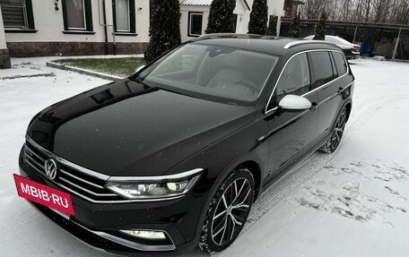 Volkswagen Passat B8 рестайлинг, 2020 год, 3 480 000 рублей, 3 фотография