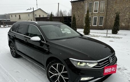 Volkswagen Passat B8 рестайлинг, 2020 год, 3 480 000 рублей, 16 фотография