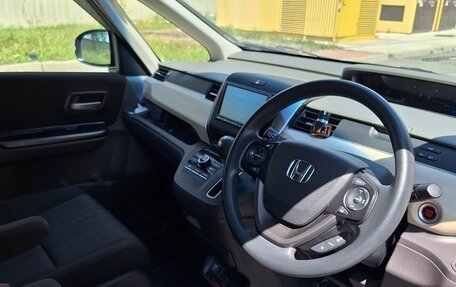 Honda Freed II, 2019 год, 1 900 000 рублей, 17 фотография