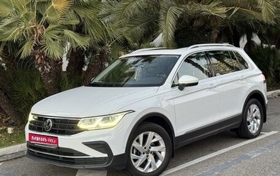 Volkswagen Tiguan II, 2021 год, 3 650 000 рублей, 1 фотография