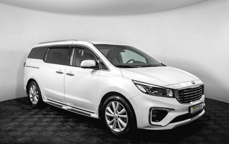 KIA Carnival III, 2018 год, 2 750 000 рублей, 3 фотография