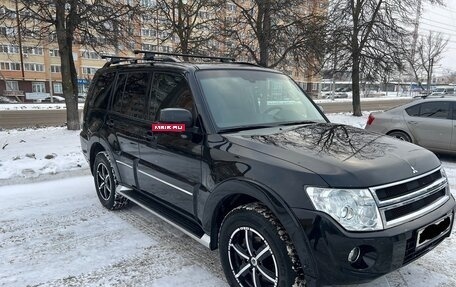 Mitsubishi Pajero IV, 2013 год, 2 700 000 рублей, 2 фотография