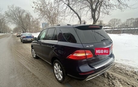 Mercedes-Benz M-Класс, 2015 год, 3 100 000 рублей, 10 фотография