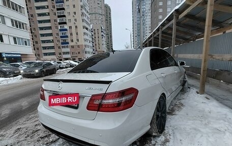 Mercedes-Benz E-Класс, 2010 год, 1 600 000 рублей, 3 фотография