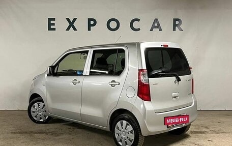 Suzuki Wagon R V, 2015 год, 695 000 рублей, 3 фотография