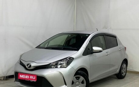 Toyota Vitz, 2015 год, 880 000 рублей, 1 фотография