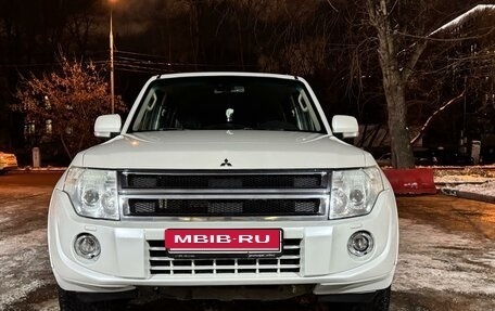 Mitsubishi Pajero IV, 2013 год, 2 249 700 рублей, 8 фотография