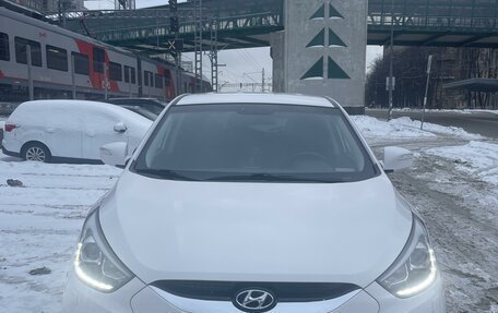 Hyundai ix35 I рестайлинг, 2014 год, 1 550 000 рублей, 3 фотография