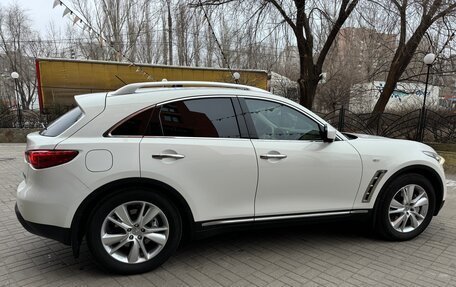 Infiniti FX II, 2012 год, 1 950 000 рублей, 2 фотография