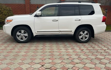 Toyota Land Cruiser 200, 2012 год, 4 200 000 рублей, 2 фотография