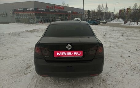 Volkswagen Jetta VI, 2007 год, 590 000 рублей, 4 фотография