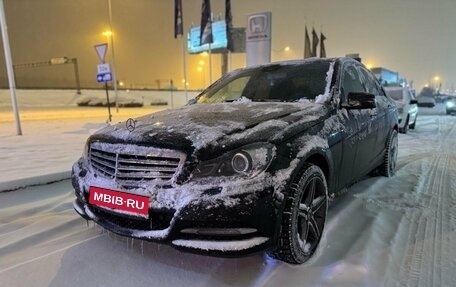 Mercedes-Benz C-Класс, 2013 год, 1 599 000 рублей, 1 фотография