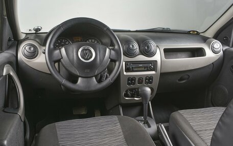 Renault Logan I, 2011 год, 729 000 рублей, 6 фотография