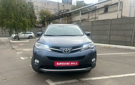 Toyota RAV4, 2014 год, 2 050 000 рублей, 4 фотография