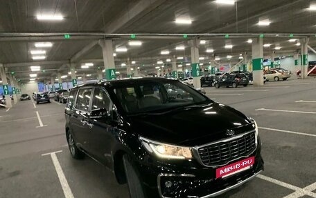 KIA Carnival III, 2019 год, 2 950 000 рублей, 5 фотография