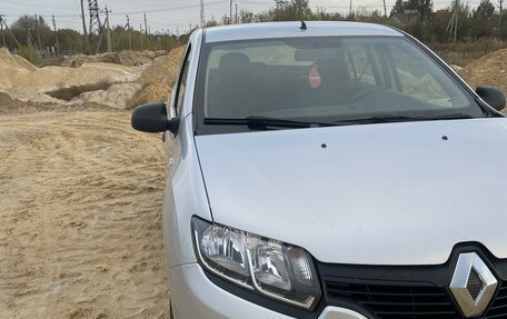 Renault Logan II, 2017 год, 875 000 рублей, 20 фотография