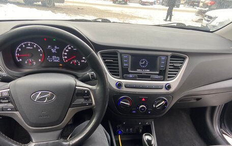 Hyundai Solaris II рестайлинг, 2017 год, 920 000 рублей, 14 фотография