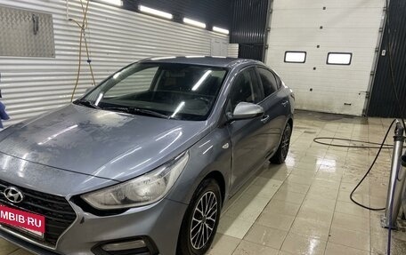 Hyundai Solaris II рестайлинг, 2017 год, 920 000 рублей, 12 фотография