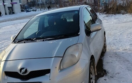 Toyota Vitz, 2010 год, 610 000 рублей, 2 фотография