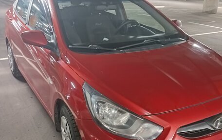 Hyundai Solaris II рестайлинг, 2012 год, 750 000 рублей, 4 фотография