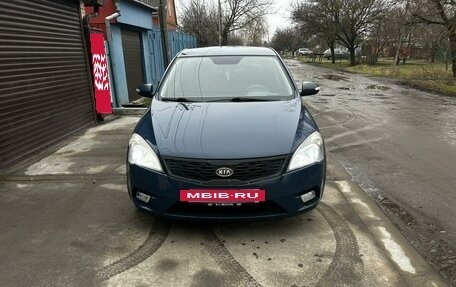 KIA cee'd I рестайлинг, 2010 год, 750 000 рублей, 7 фотография