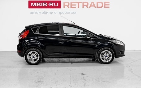 Ford Fiesta, 2015 год, 975 000 рублей, 4 фотография