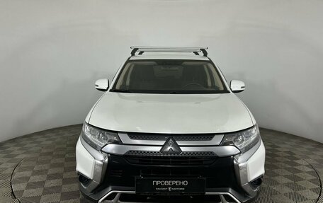 Mitsubishi Outlander III рестайлинг 3, 2019 год, 1 850 000 рублей, 2 фотография