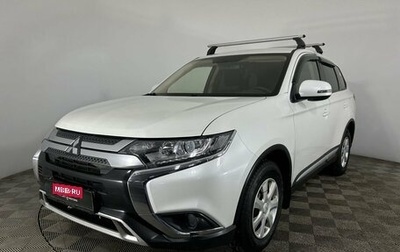 Mitsubishi Outlander III рестайлинг 3, 2019 год, 1 850 000 рублей, 1 фотография