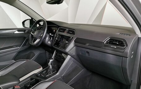 Volkswagen Tiguan II, 2021 год, 3 395 700 рублей, 9 фотография