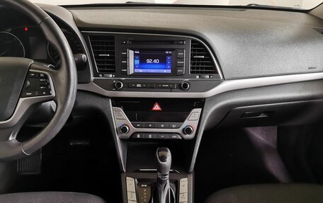 Hyundai Elantra VI рестайлинг, 2018 год, 1 588 000 рублей, 11 фотография