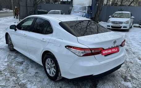 Toyota Camry, 2019 год, 2 150 000 рублей, 3 фотография