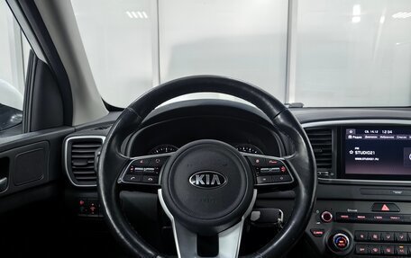 KIA Sportage IV рестайлинг, 2020 год, 2 555 000 рублей, 13 фотография