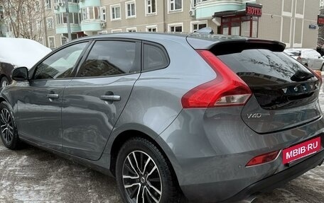 Volvo V40 II рестайлинг, 2018 год, 1 750 000 рублей, 7 фотография