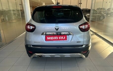 Renault Kaptur I рестайлинг, 2017 год, 1 750 000 рублей, 4 фотография