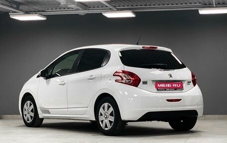 Peugeot 208 II, 2013 год, 685 000 рублей, 6 фотография