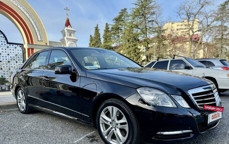 Mercedes-Benz E-Класс, 2011 год, 2 050 000 рублей, 3 фотография