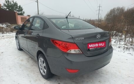 Hyundai Solaris II рестайлинг, 2013 год, 899 000 рублей, 4 фотография