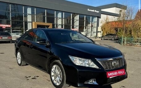 Toyota Camry, 2012 год, 1 700 000 рублей, 2 фотография