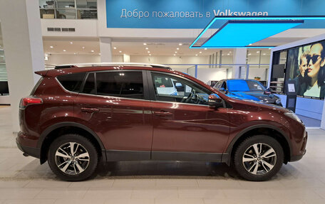 Toyota RAV4, 2019 год, 2 597 000 рублей, 5 фотография